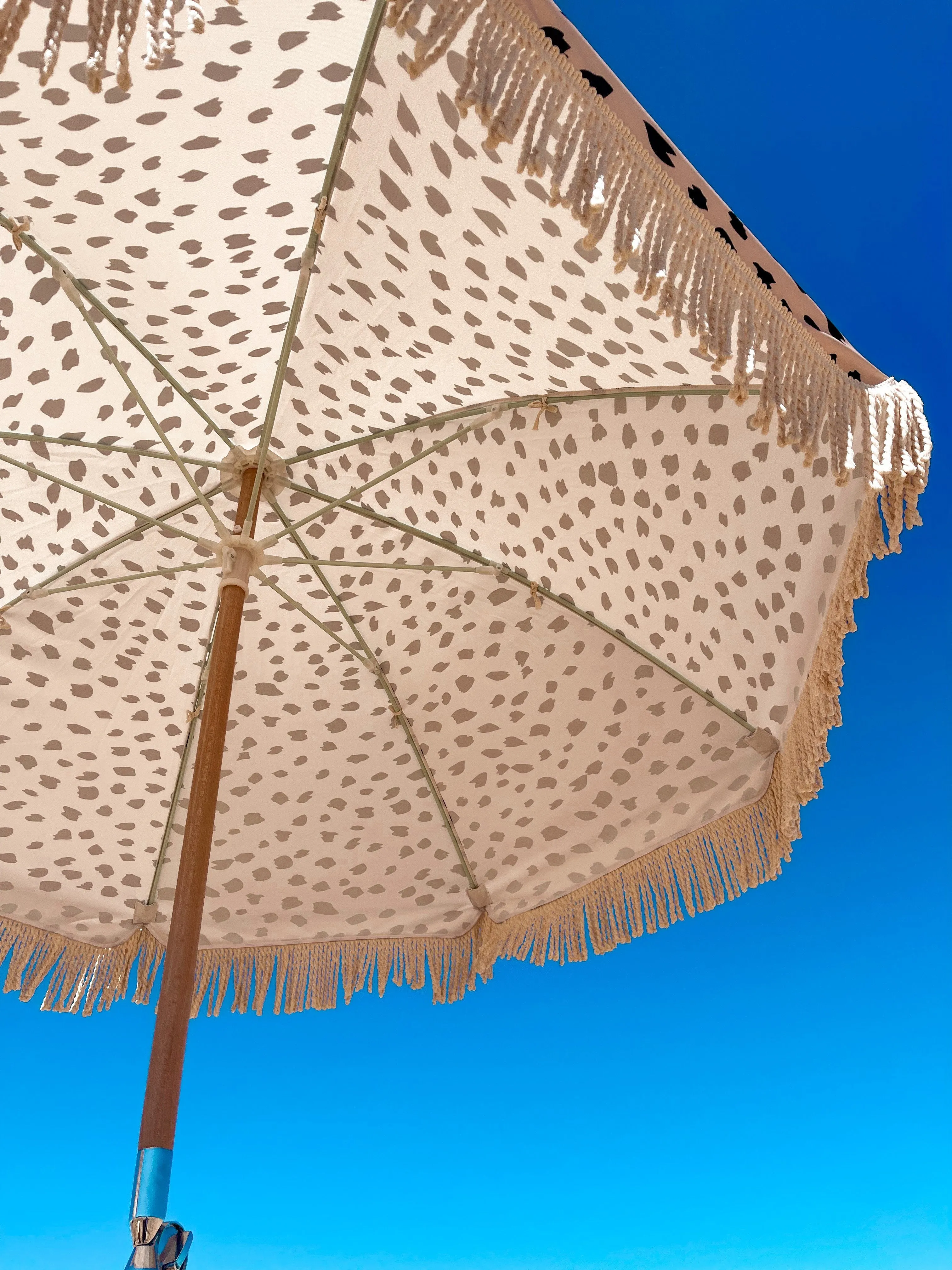 Alohra Deluxe Beach Umbrella Jungle Fever