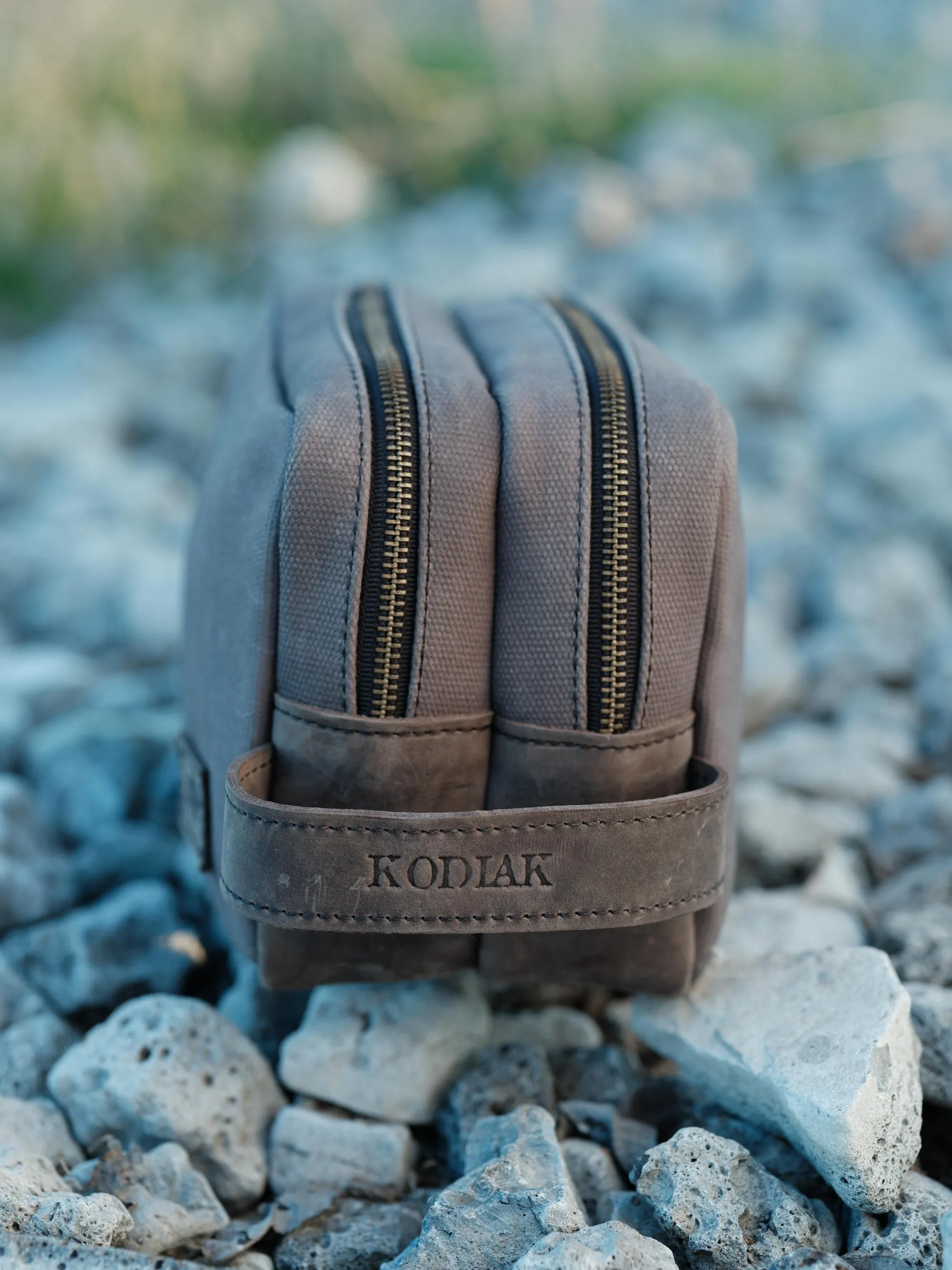 Canvas Weekender Dopp Bag