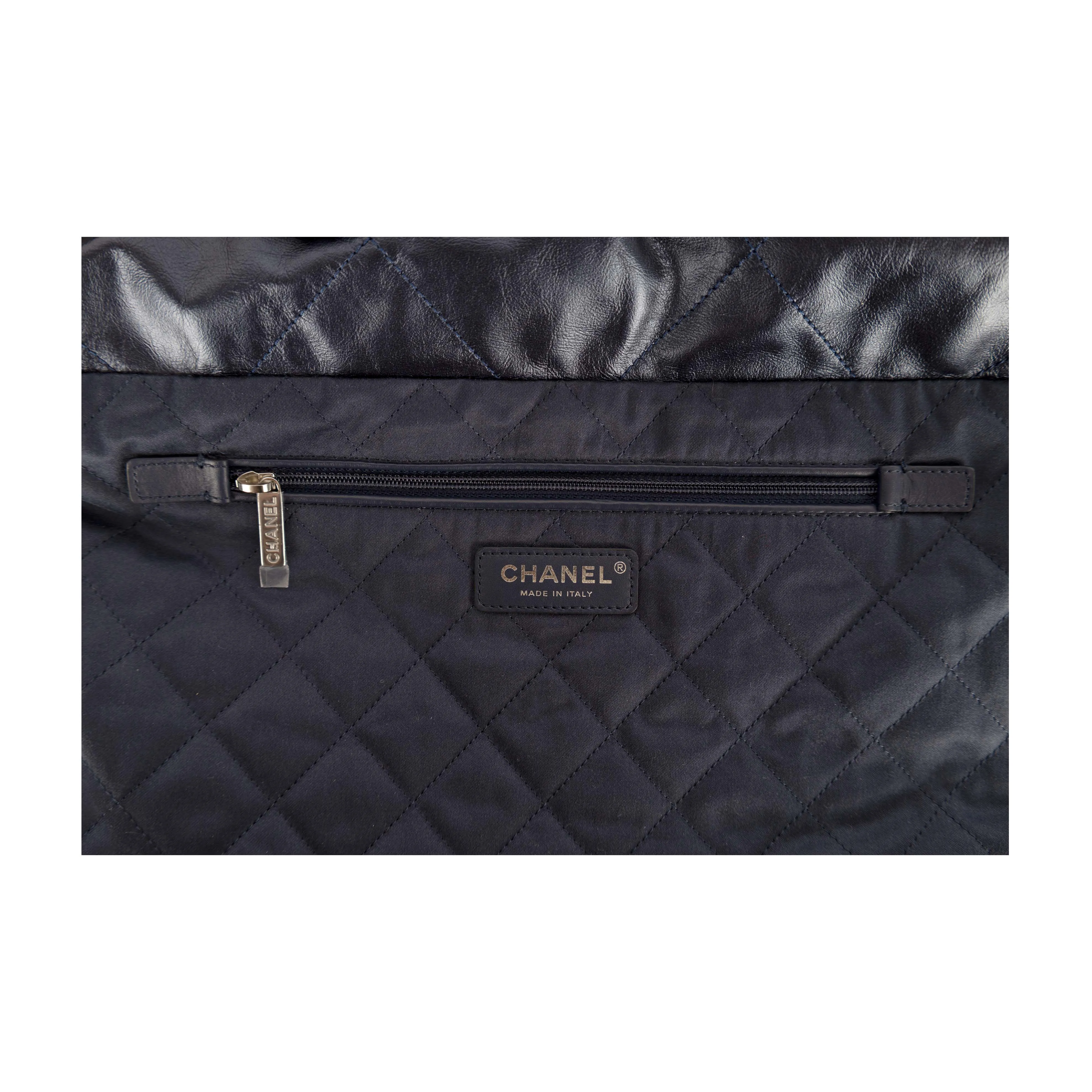 Chanel Metallic Blue 22 Calfskin Quilted Small - '20s