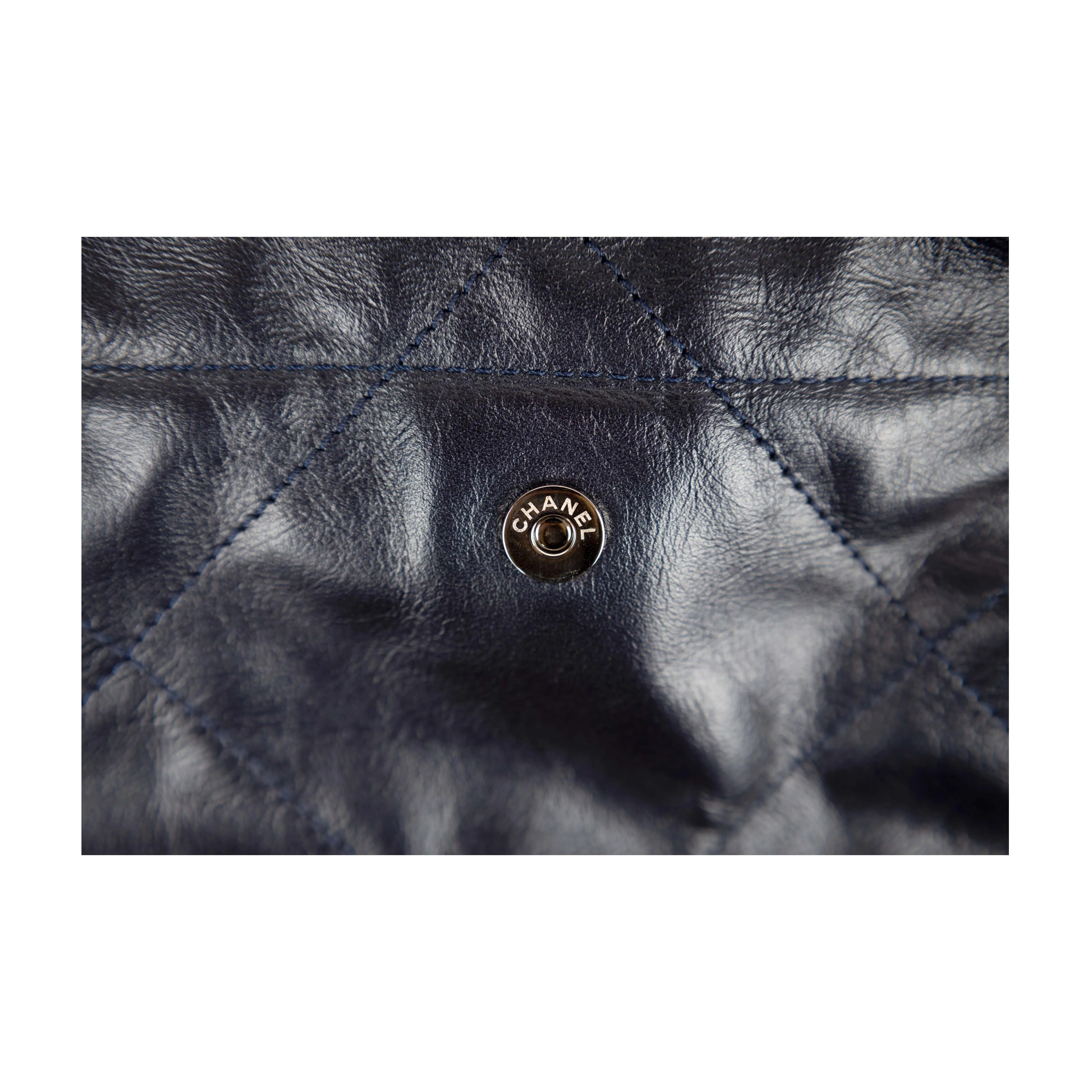 Chanel Metallic Blue 22 Calfskin Quilted Small - '20s