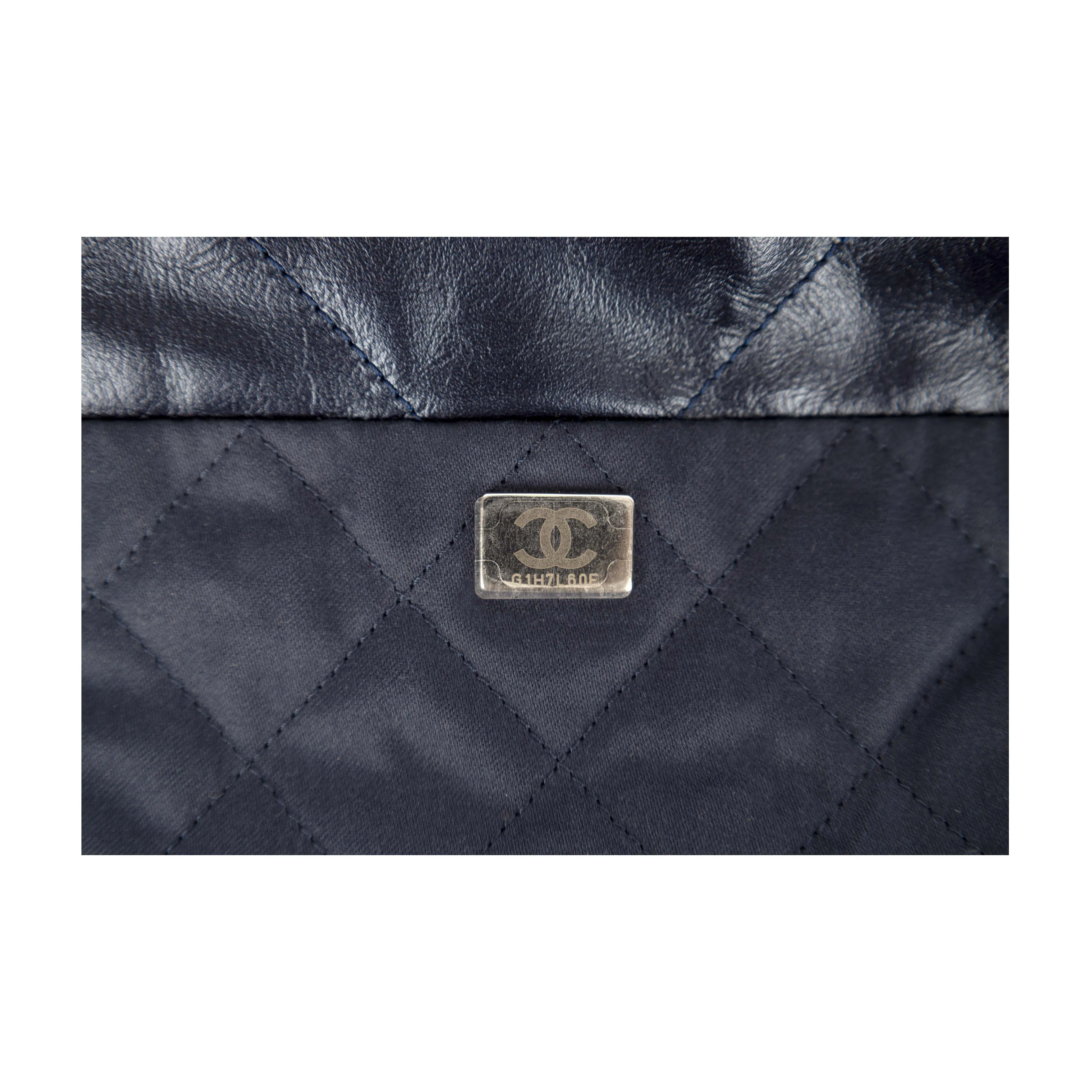 Chanel Metallic Blue 22 Calfskin Quilted Small - '20s