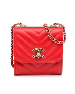 Chevron Quilted Lambskin CC Chain Wallet