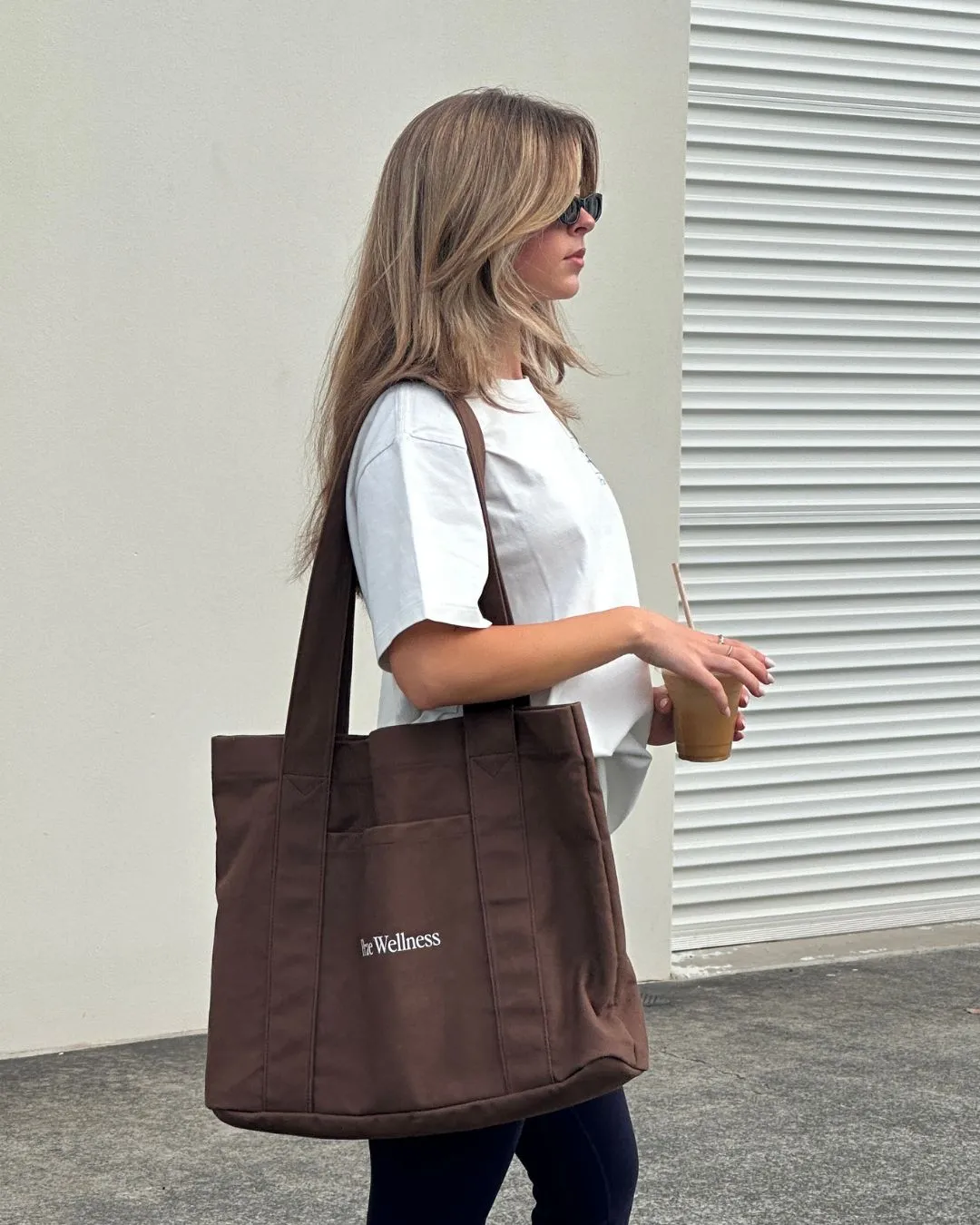Prae Wellness Canvas Tote – Brown
