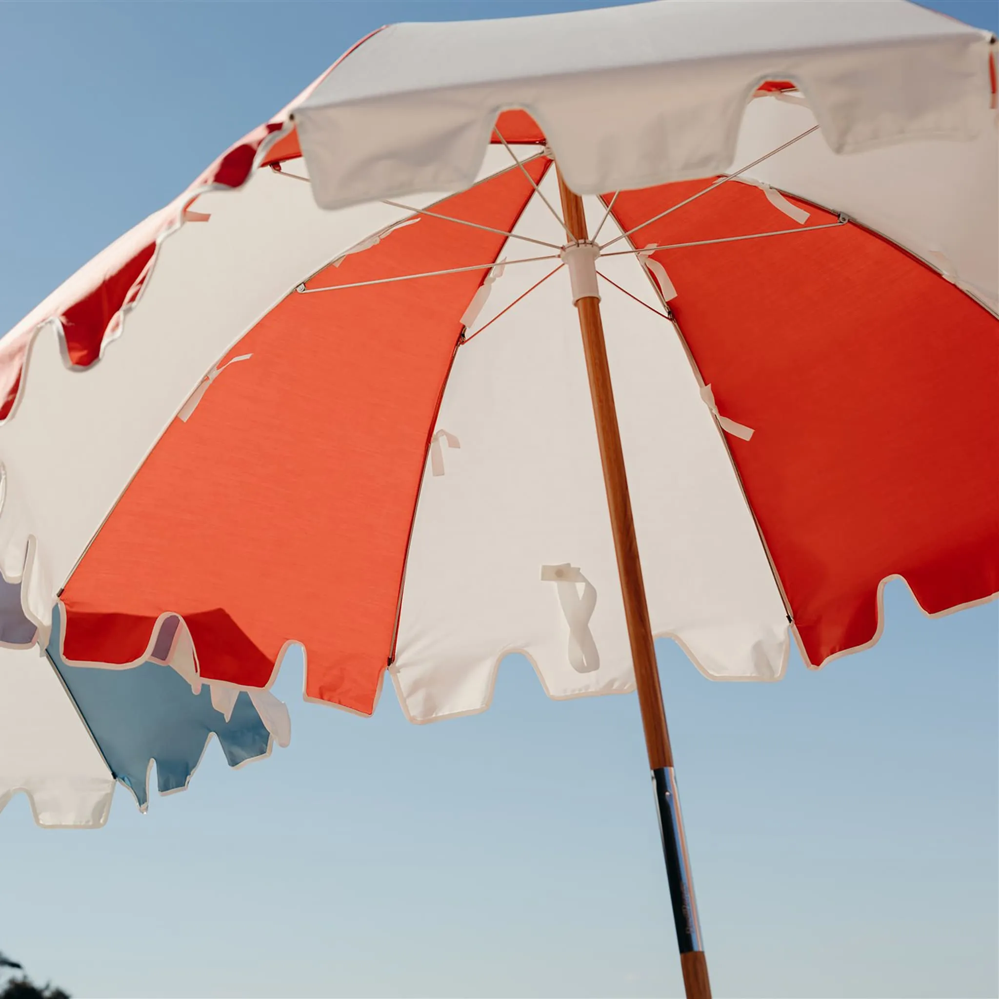 The Weekend Umbrella - Coral